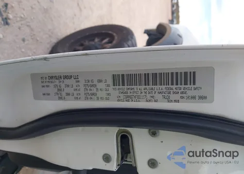 2015 Ram 1500 Big Horn z USA, uszkodzony, nr VIN 1C6RR6GTXFS511171